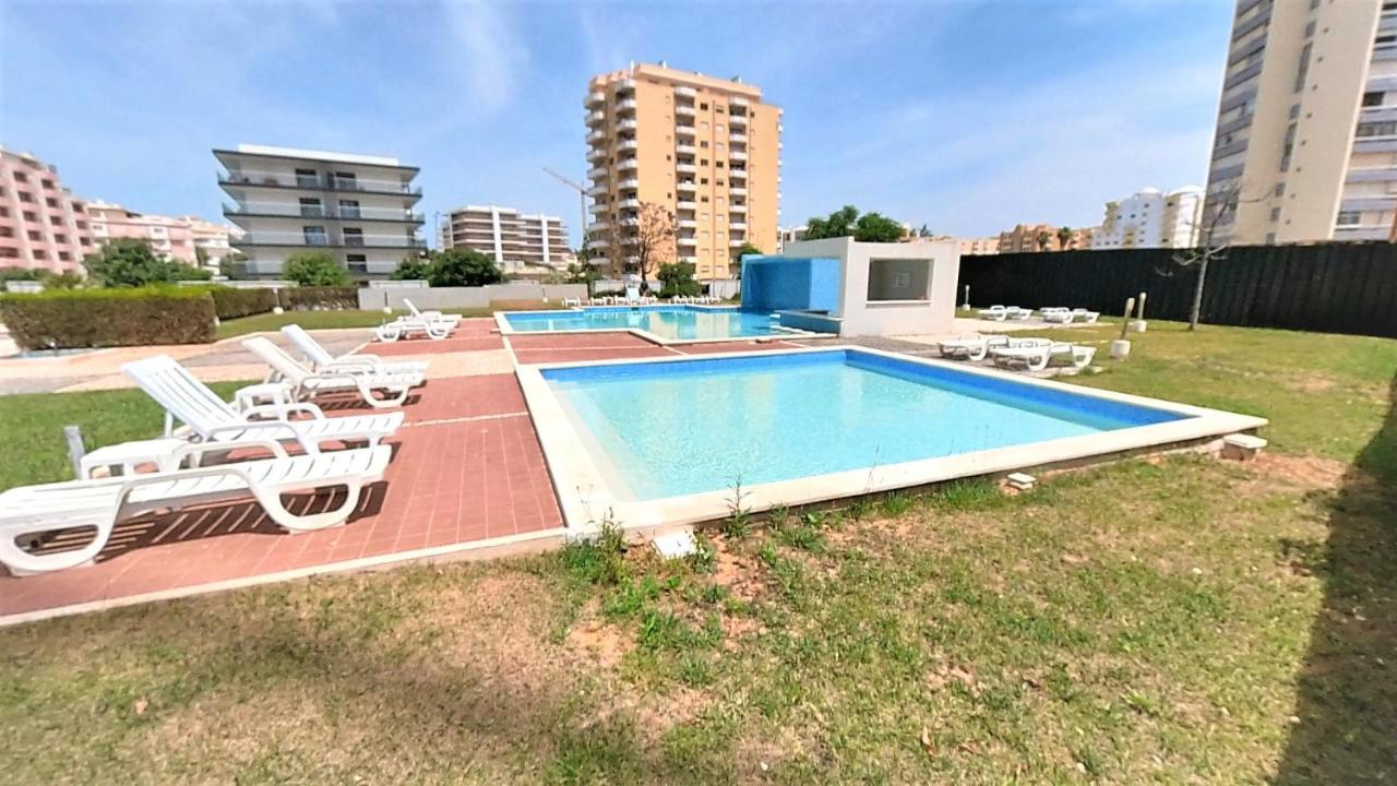 Apartamentos Turisticos Rocha Tower 4 Portimao Exterior photo