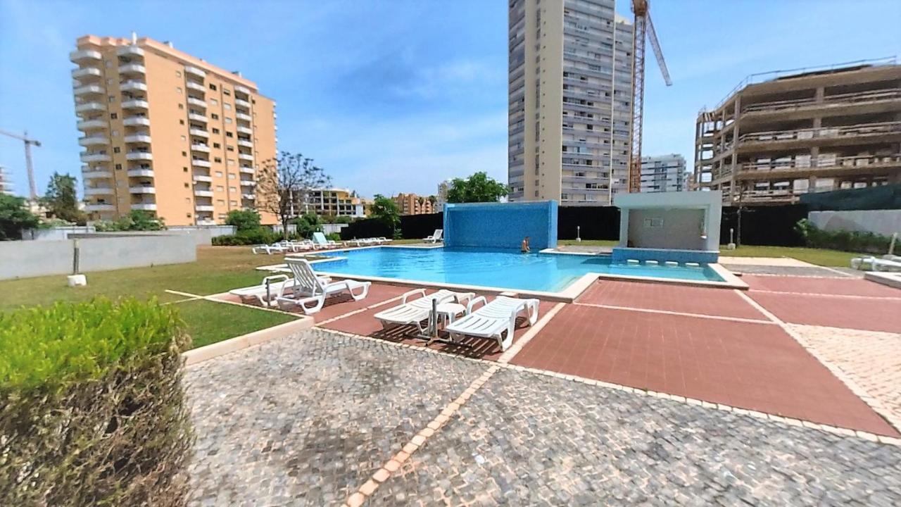 Apartamentos Turisticos Rocha Tower 4 Portimao Exterior photo